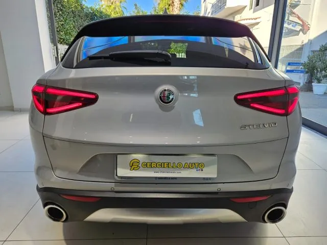 Alfa Romeo Stelvio Stelvio 2.2 T.diesel 160CV AT8 RWD Bus. - Foto 12