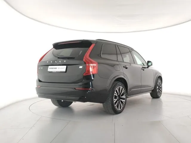Volvo XC90 T8 Plug-in Hybrid AWD automatico 7 posti Plus Dark - Foto 4
