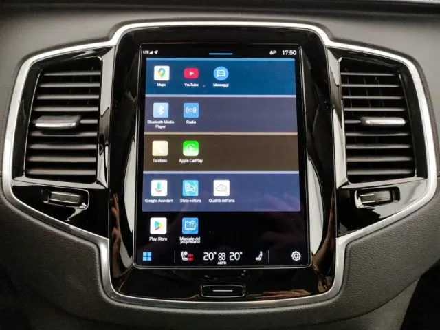 Volvo XC90 T8 Plug-in Hybrid AWD automatico 7 posti Plus Dark - Foto 9