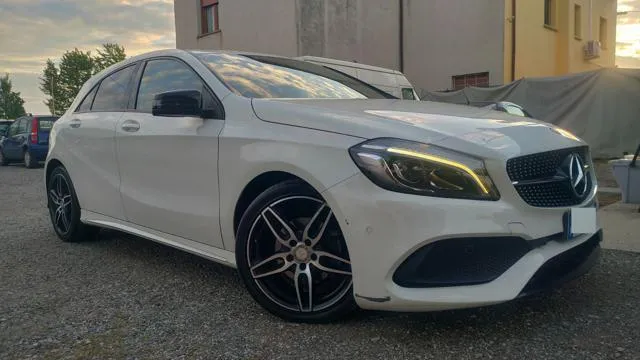 Mercedes-Benz A 180 d Automatic Premium AMG EURO 6 - Foto 1