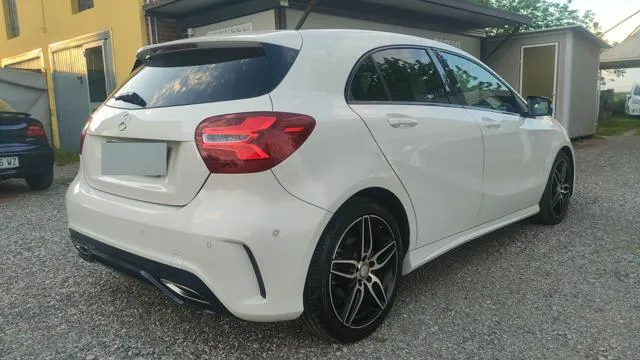 Mercedes-Benz A 180 d Automatic Premium AMG EURO 6 - Foto 3