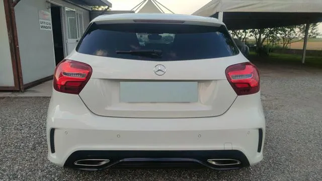 Mercedes-Benz A 180 d Automatic Premium AMG EURO 6 - Foto 4