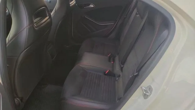 Mercedes-Benz A 180 d Automatic Premium AMG EURO 6 - Foto 13