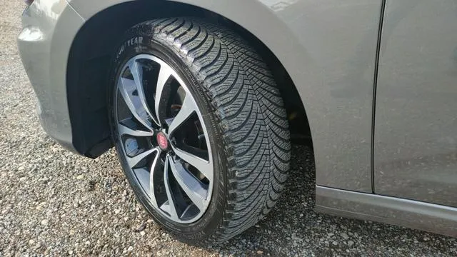 Fiat Tipo 1.3 Mjt 95 CV S&S 5 porte Lounge 80000KM - Foto 9