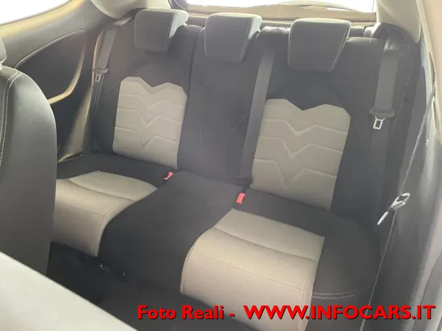 Alfa Romeo MiTo MiTo 1.3 JTDm 85 CV S&S Progression - Foto 8