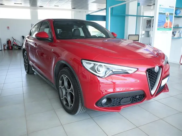 Alfa Romeo Stelvio 2.2 mjt 210 cv Ti Q4 36 mesi di garanzia - Foto 3