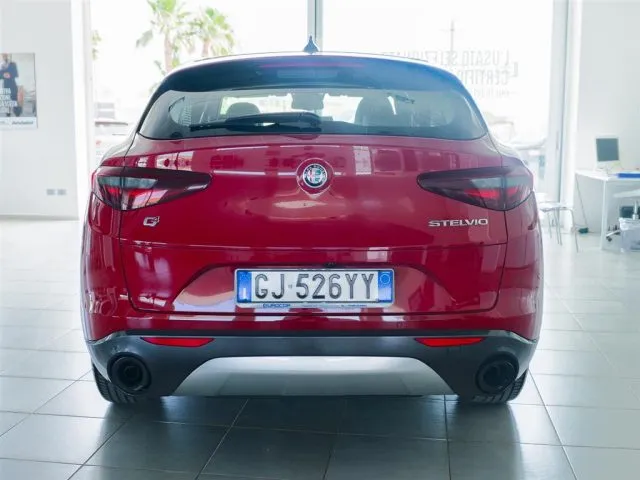 Alfa Romeo Stelvio 2.2 mjt 210 cv Ti Q4 36 mesi di garanzia - Foto 5