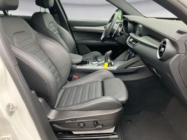 Alfa Romeo Stelvio Stelvio 2.2 T.diesel 210CV AT8 Q4 Veloce - Foto 7