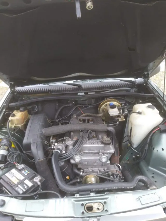 Alfa Romeo 75 75 1.6 - Foto 10