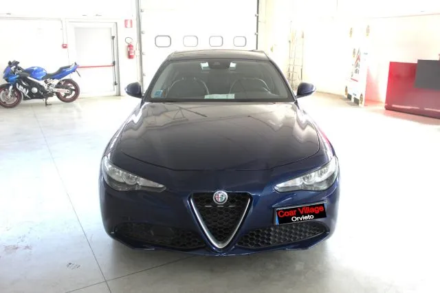 Alfa romeo giulia - dettaglio 2