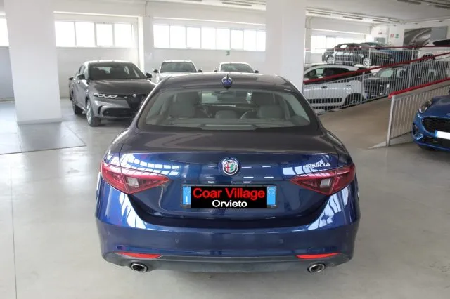 Alfa romeo giulia - dettaglio 5