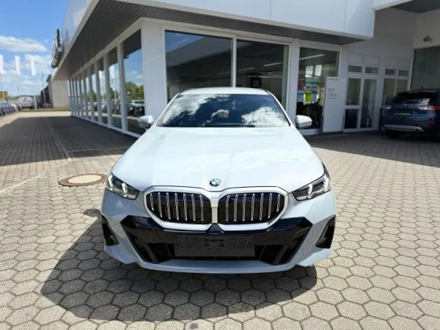 Bmw 520 - dettaglio 7