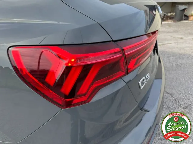Audi Q3 Q3 40 TDI quattro S tr. Business Adv. - Foto 14