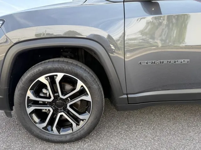 Jeep Compass 1.5 Turbo T4 130CV MHEV LIMITED LED-360°-ACC - Foto 8