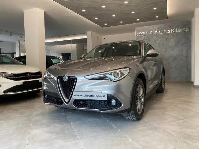 Alfa Romeo Stelvio Stelvio 2.2 T.diesel 210 CV AT8 Q4 Exec. - Foto 1