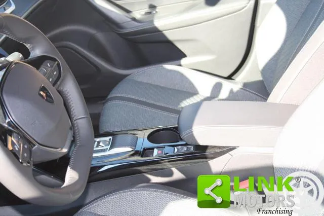 Peugeot 2008 2008 PureTech 130 S&S EAT8 Allure - Foto 4