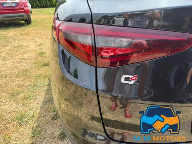 Alfa Romeo Stelvio Stelvio 2.2 T.diesel 180 CV AT8 Q4 Bus. - Foto 9
