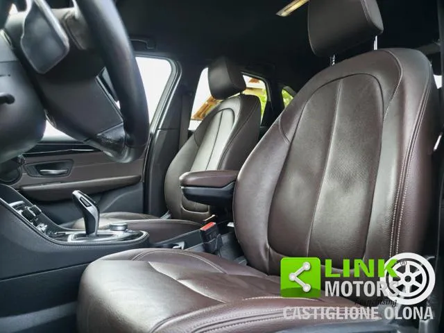 Bmw 218 d Steptronic Luxury - Foto 4