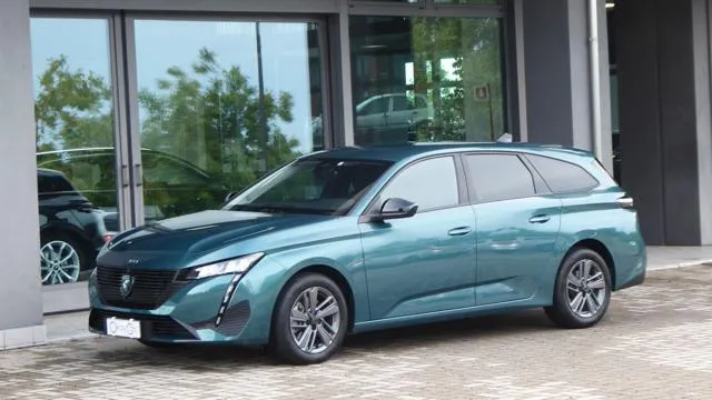 Peugeot 308 PureTech Turbo 130 S&S SW Active Pack - Foto 1