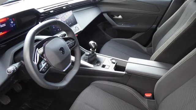 Peugeot 308 PureTech Turbo 130 S&S SW Active Pack - Foto 7