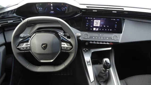 Peugeot 308 PureTech Turbo 130 S&S SW Active Pack - Foto 9