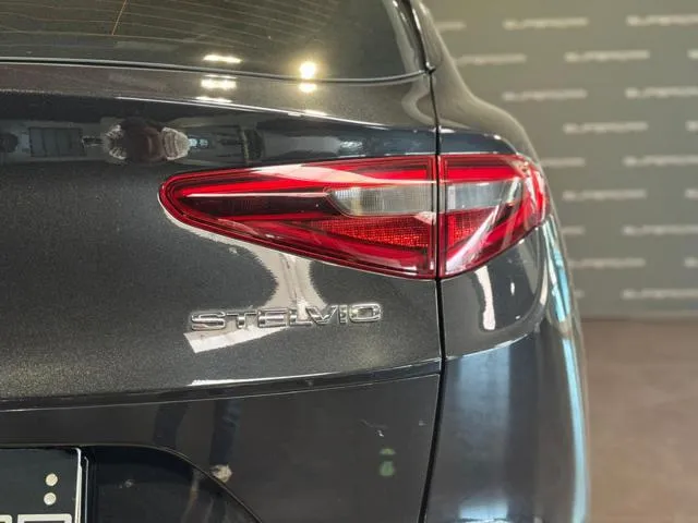 Alfa Romeo Stelvio Stelvio 2.2 T.d. 190 CV AT8 Q4 Sup. Bus. - Foto 6