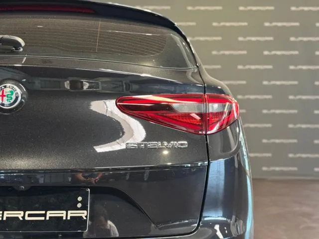 Alfa Romeo Stelvio Stelvio 2.2 T.diesel 210 CV AT8 Q4 Ti - Foto 6