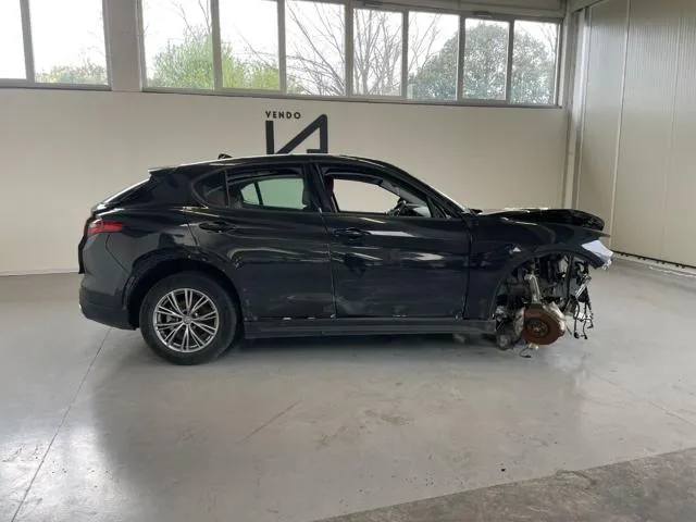 Alfa Romeo Stelvio Stelvio 2.2 T.diesel 210 CV AT8 Q4 Exec. - Foto 8