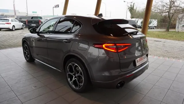 Alfa Romeo Stelvio Stelvio 2.2 T.diesel 210CV AT8 Q4 Veloce - Foto 3
