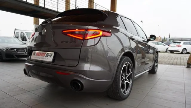 Alfa Romeo Stelvio Stelvio 2.2 T.diesel 210CV AT8 Q4 Veloce - Foto 12