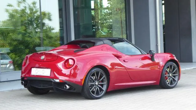 Alfa Romeo 4C 4C Spider - Foto 3