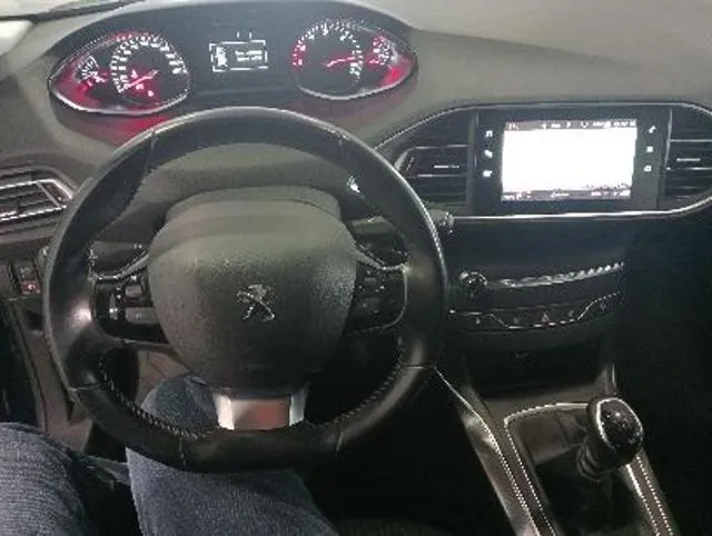 Peugeot 308 BlueHDi 130 S&S Business - Foto 6
