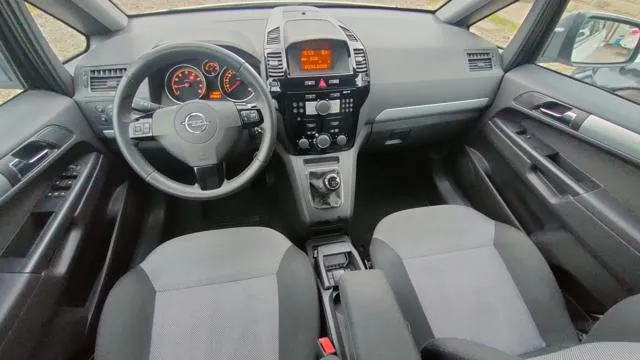 Opel Zafira 1.6 T ecoM 150CV METANO 7 POSTI - Foto 11