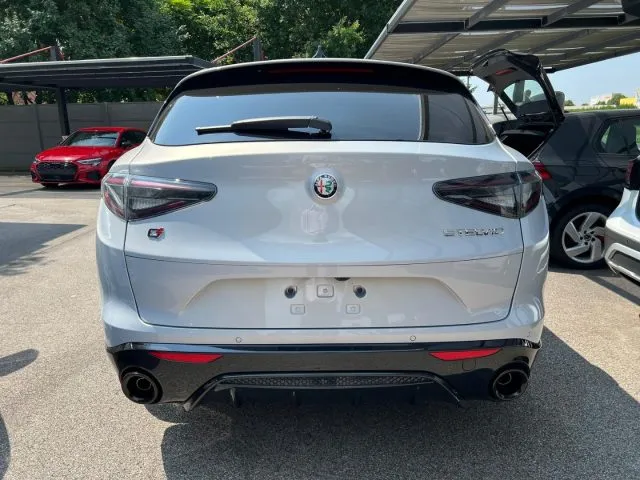 Alfa Romeo Stelvio Stelvio 2.2 T.diesel 210CV AT8 Q4 Veloce - Foto 5