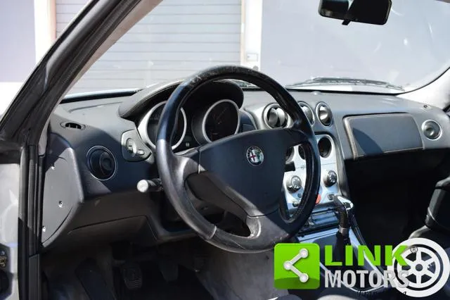 Alfa Romeo GTV 1.8i 16V Twin Spark cat - Foto 9