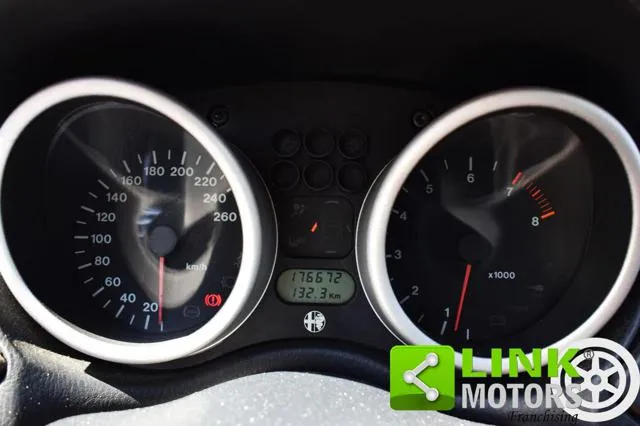 Alfa Romeo GTV 1.8i 16V Twin Spark cat - Foto 10