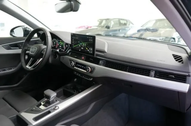 Audi A4 Avant 40 TDI S tronic S line edition - Foto 12