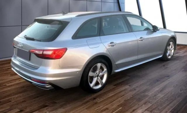 Audi A4 Avant 35 TDI/163 CV S tronic Business Advanced - Foto 6