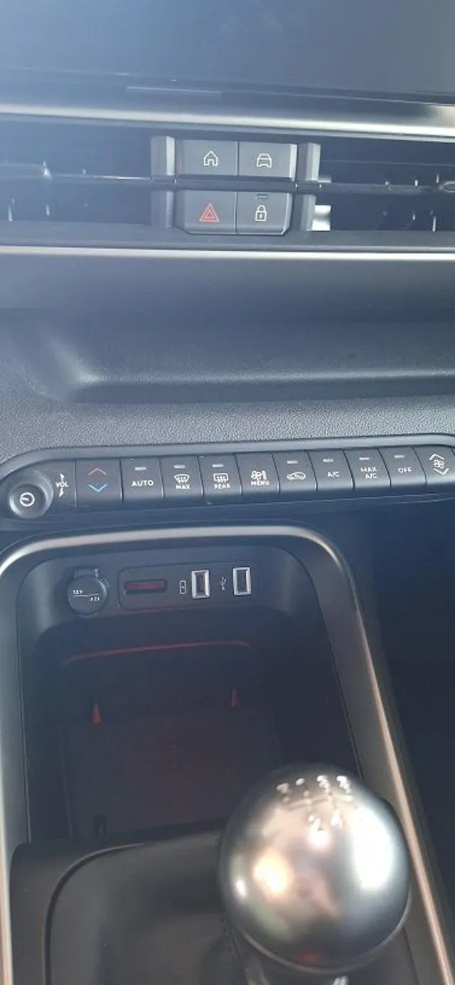 Jeep Avenger Avenger 1.2 Turbo Summit - Foto 14