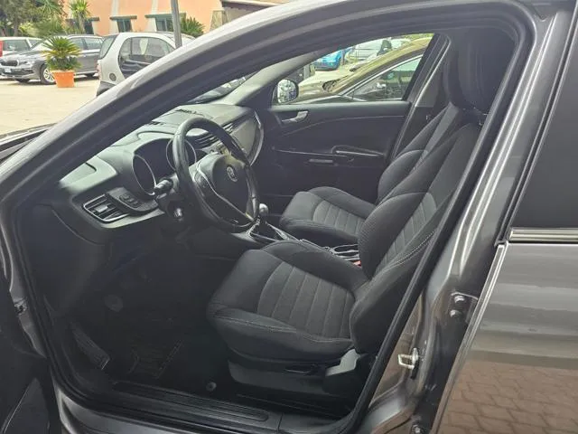 Alfa Romeo Giulietta Giulietta 1.6 JTDm-2 120 CV Distinctive - Foto 10