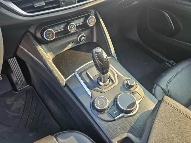 Alfa Romeo Stelvio Stelvio 2.2 T.diesel 210 CV AT8 Q4 Exec. - Foto 11