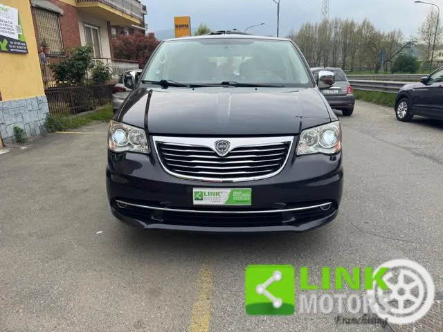 Lancia Voyager Voyager 2.8 Turbodiesel Platinum 177 CV - Foto 2