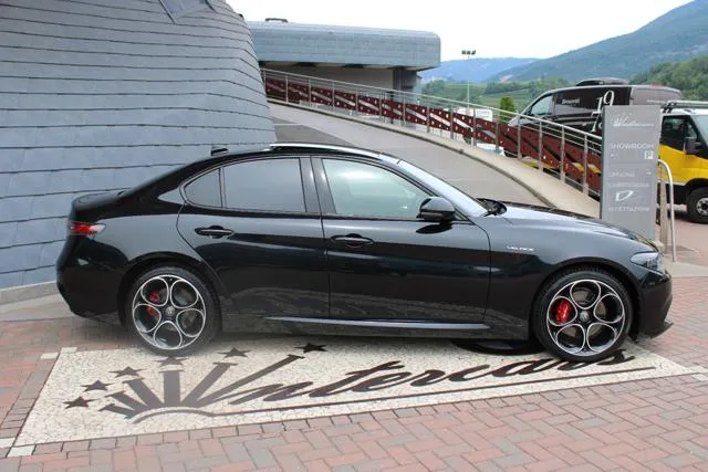 Alfa romeo giulia - dettaglio 6