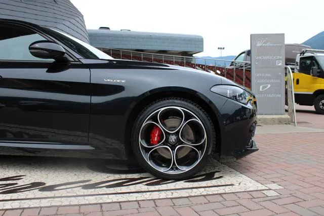 Alfa romeo giulia - dettaglio 7