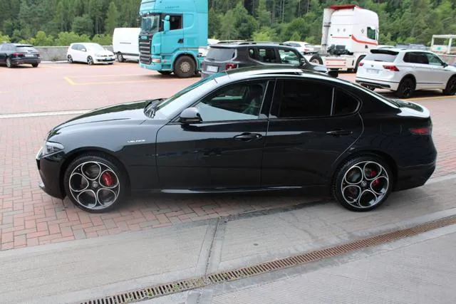 Alfa romeo giulia - dettaglio 9