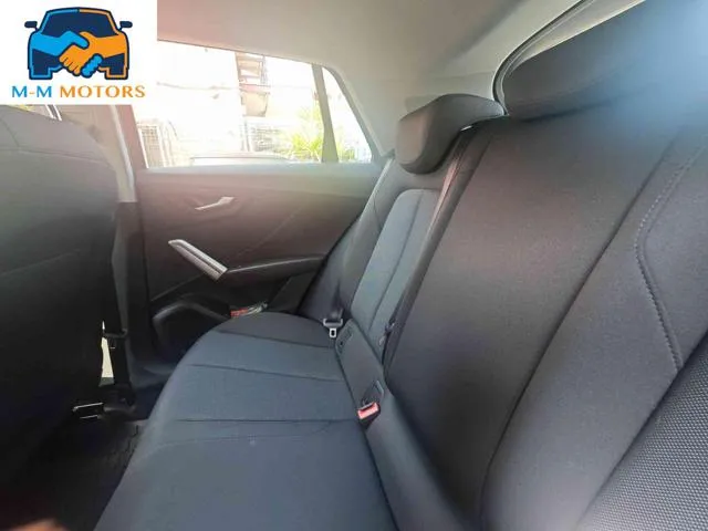 Audi Q2 Q2 30 TDI Admired - Foto 13
