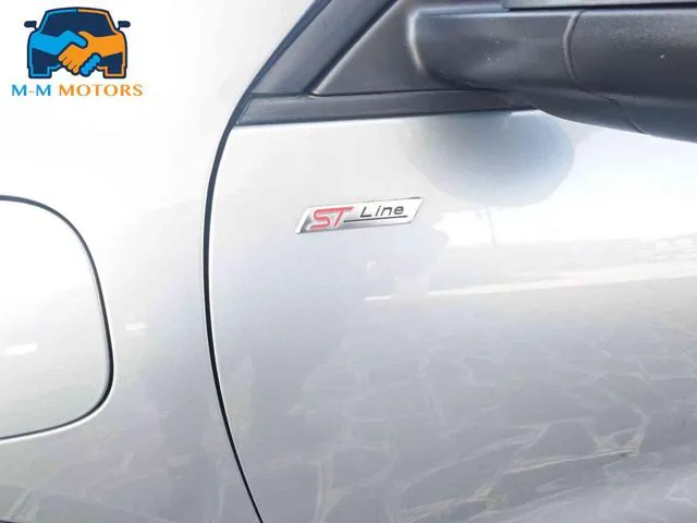 Ford Kuga 2.5 Full Hybrid 190 CV CVT 2WD ST-Line - Foto 9