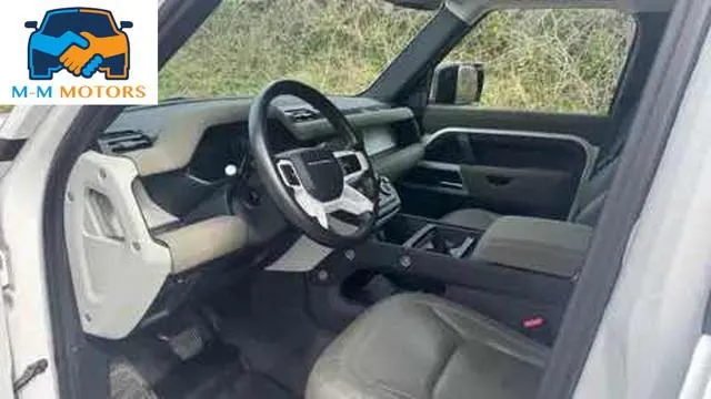 Land rover Defender 110 3.0D I6 200 CV AWD Auto X-Dynamic SE - Foto 8