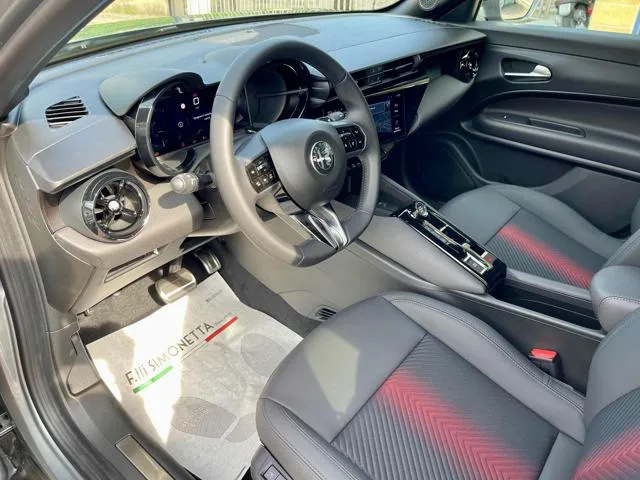 Alfa Romeo Junior 1.2 145 CV Hybrid eDCT6 Speciale - KM0 - Foto 9