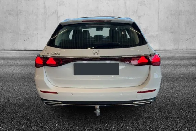 Mercedes-benz e 220 - dettaglio 13
